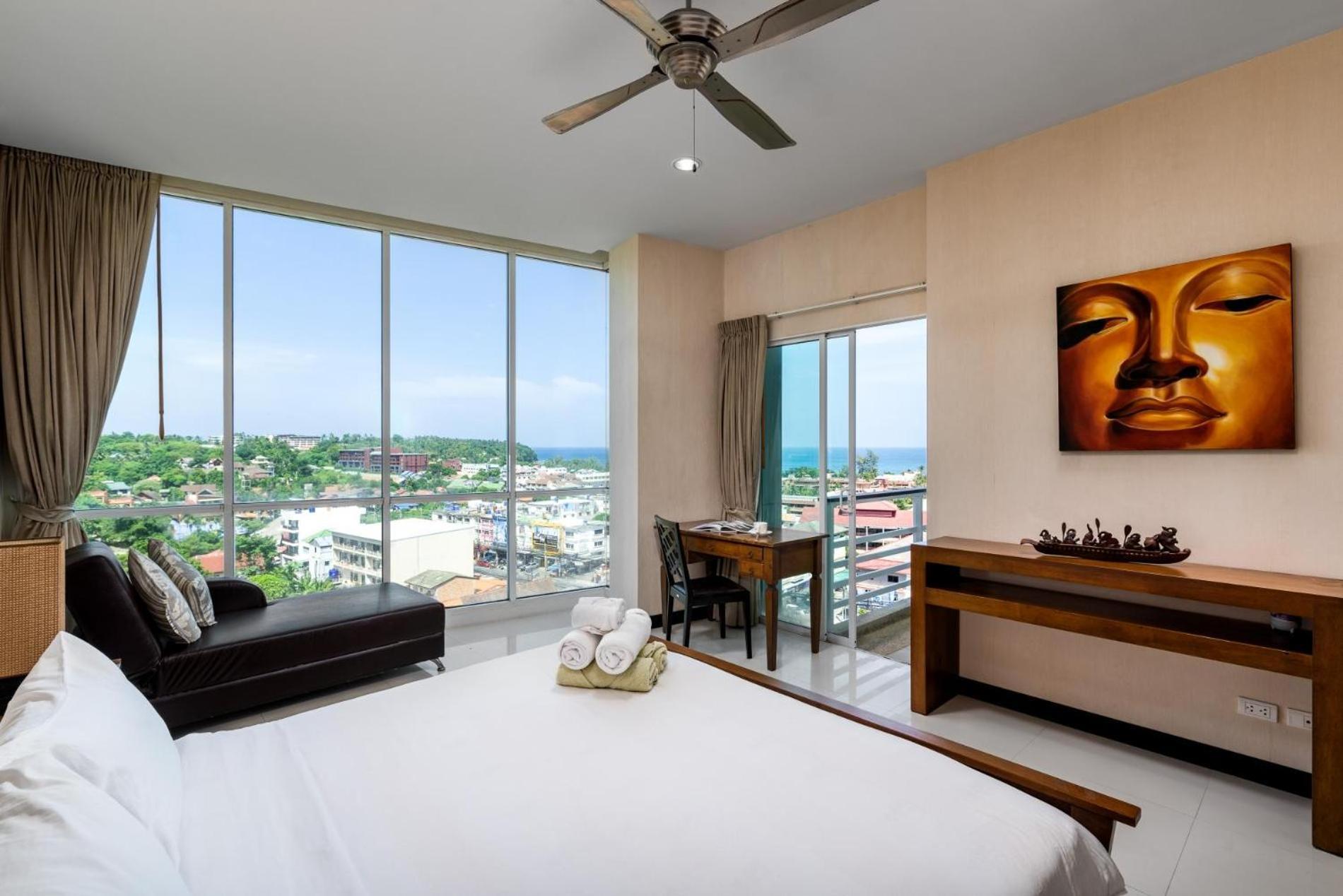 Veloche 2 Bedroom Apartment With Seaview Karon Dış mekan fotoğraf