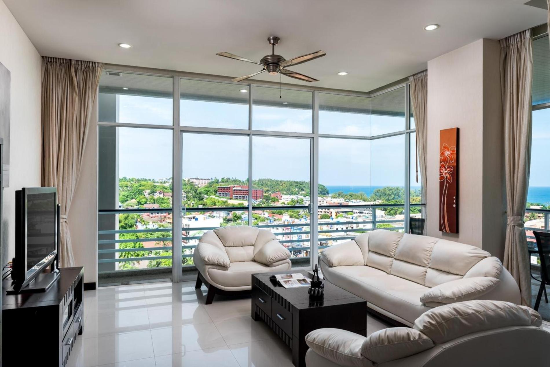 Veloche 2 Bedroom Apartment With Seaview Karon Dış mekan fotoğraf